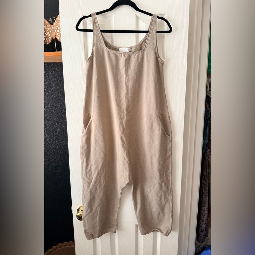 Elegant Tan Sleeveless Jumpsuit